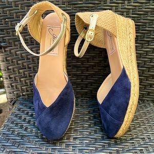 Gaimo women’s Blue Suede Espadrilles